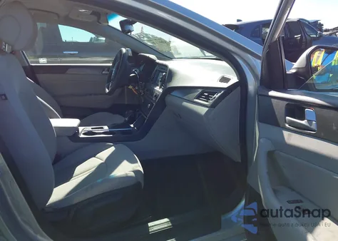 2016 Hyundai Sonata Limited/Sport from USA, damaged, VIN 5NPE34AF0GH67291